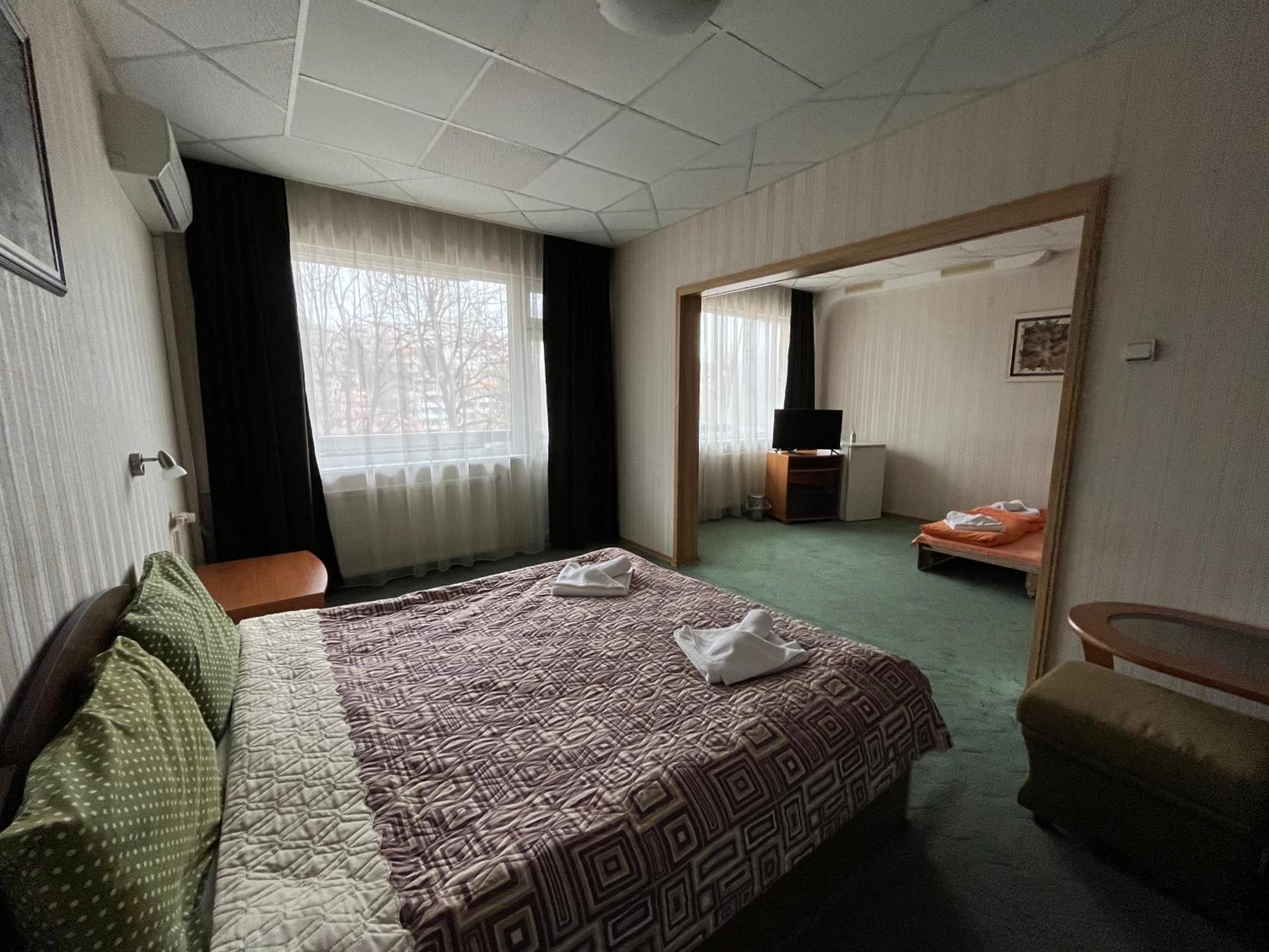 וליקו טורנובו Park Hotel Ivailo חדר תמונה