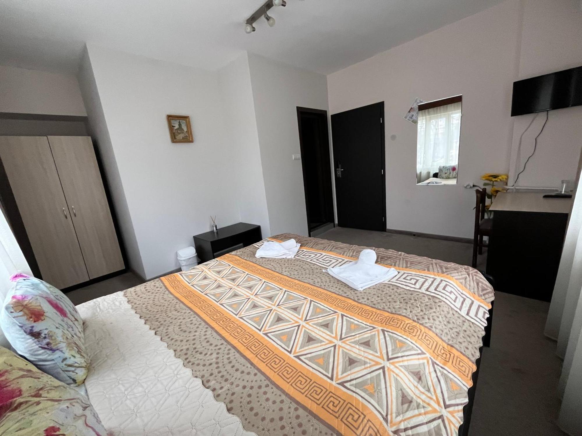 וליקו טורנובו Park Hotel Ivailo מראה חיצוני תמונה